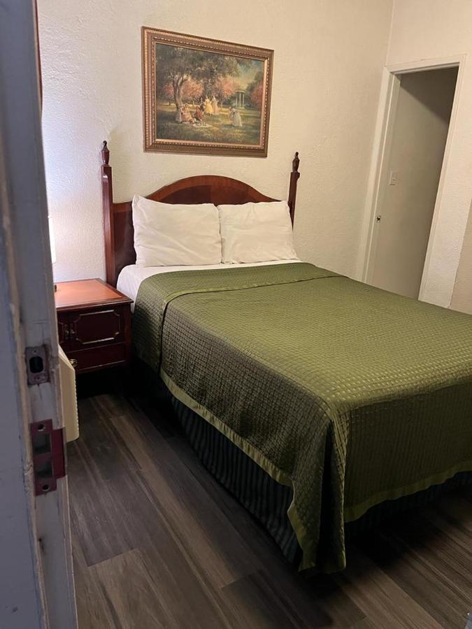 Economy Inn Paso Robles Extérieur photo