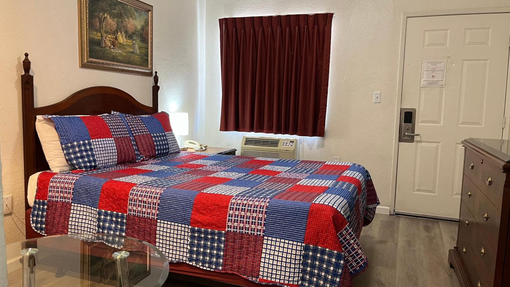 Economy Inn Paso Robles Extérieur photo