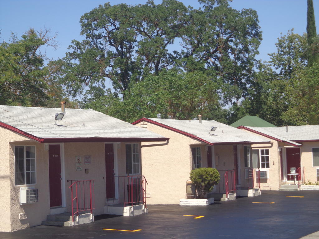 Economy Inn Paso Robles Extérieur photo