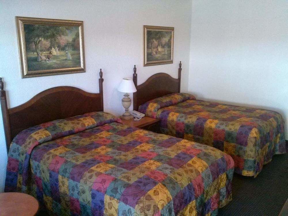 Economy Inn Paso Robles Extérieur photo
